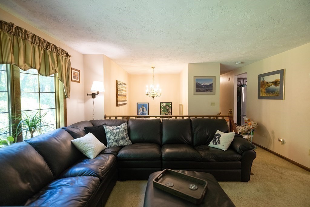 52 McGilpin Road Sturbridge, MA 01566 - Photo 11 of 36 Gallery Image 11