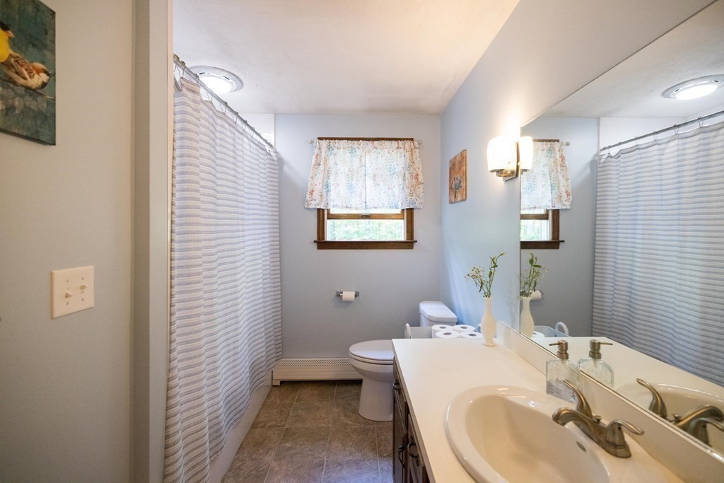 52 McGilpin Road Sturbridge, MA 01566 - Photo 19 of 36 Gallery Image 19