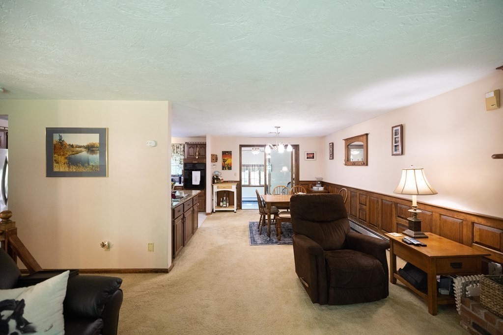 52 McGilpin Road Sturbridge, MA 01566 - Photo 10 of 36 Gallery Image 10