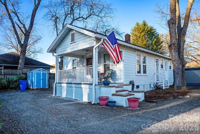 a front view of house with yard