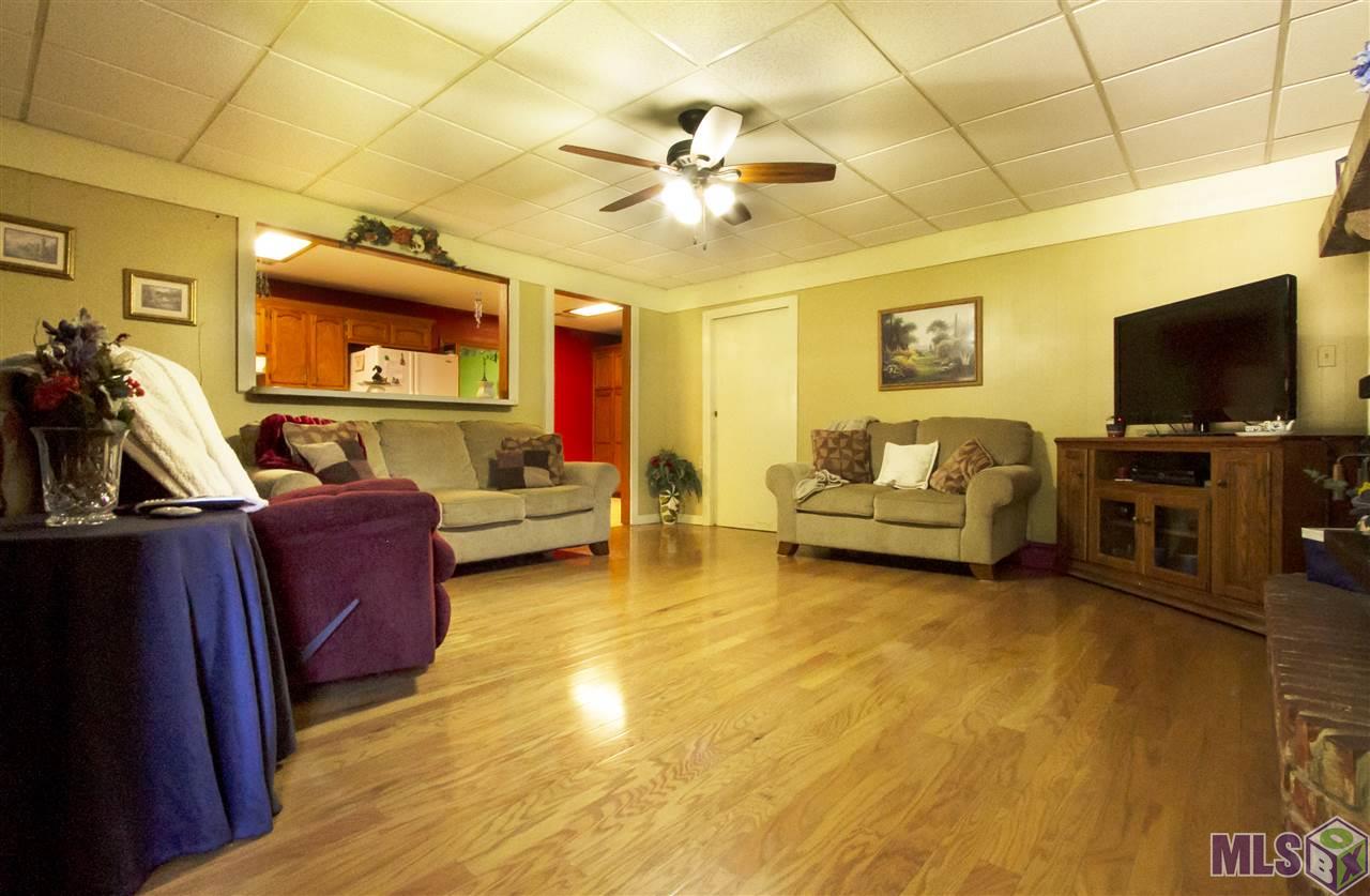 31445 Burgess Road Denham Springs, LA 70726 - Photo 3 of 20 Gallery Image 3