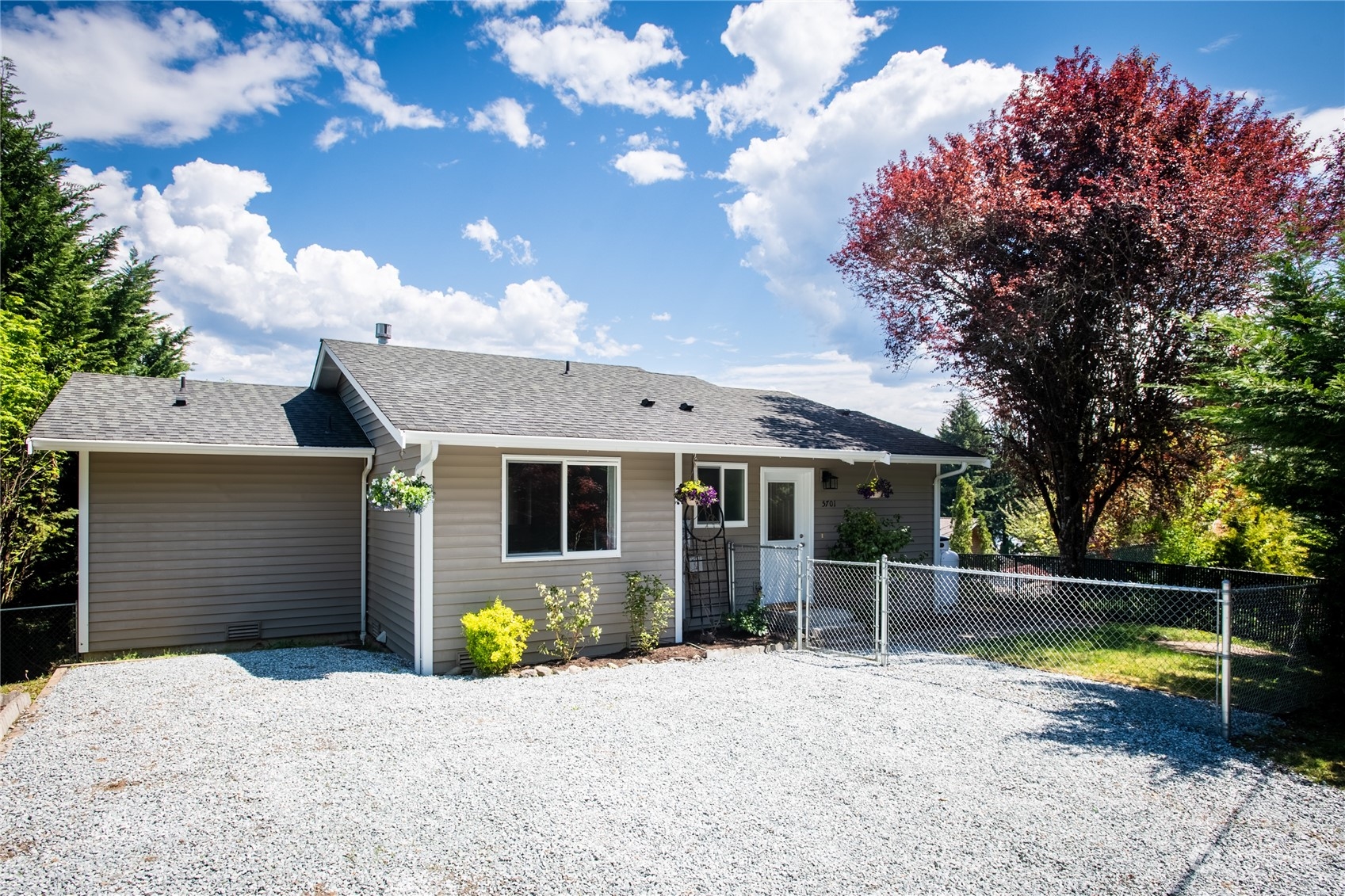 5701 Lerch Road Snohomish, WA 98290 - Photo 2 of 34 a view of a house with swimming pool and sitting area