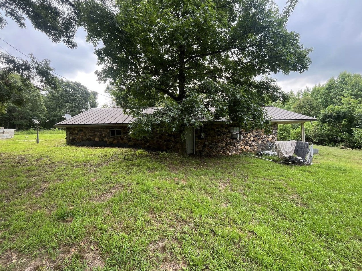 6101 Craig Road Cypress Inn, TN 38452 - Photo 7 of 38