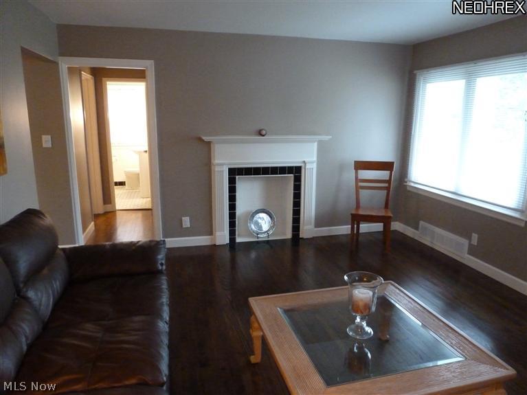 5194 Bridgewater Road Cleveland, OH 44124 - Photo 10 of 25