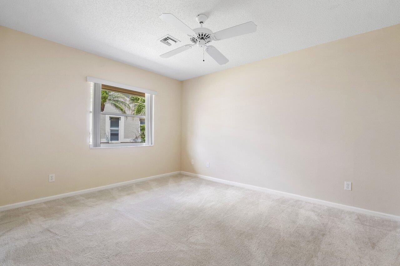 12815 Kingsway Road Wellington, FL 33414 - Photo 26 of 43 028-12815KingswayRoad-Wellington-FL-3341