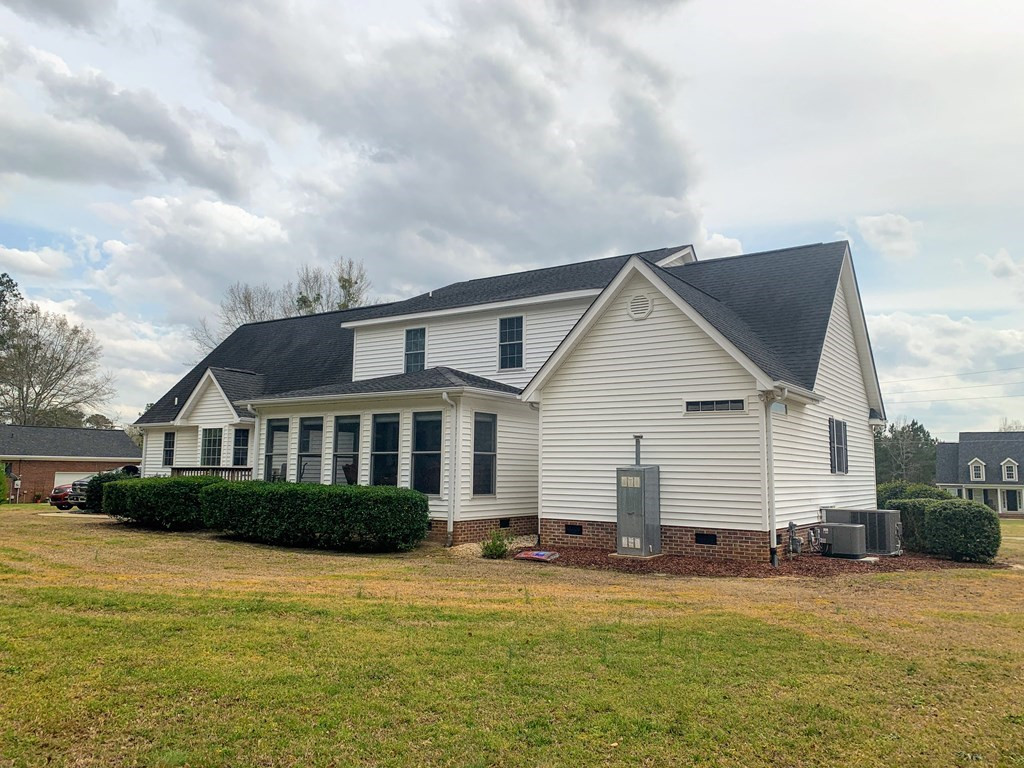 293 Pine Ridge Road Edgefield, SC 29824 - Photo 3 of 46
