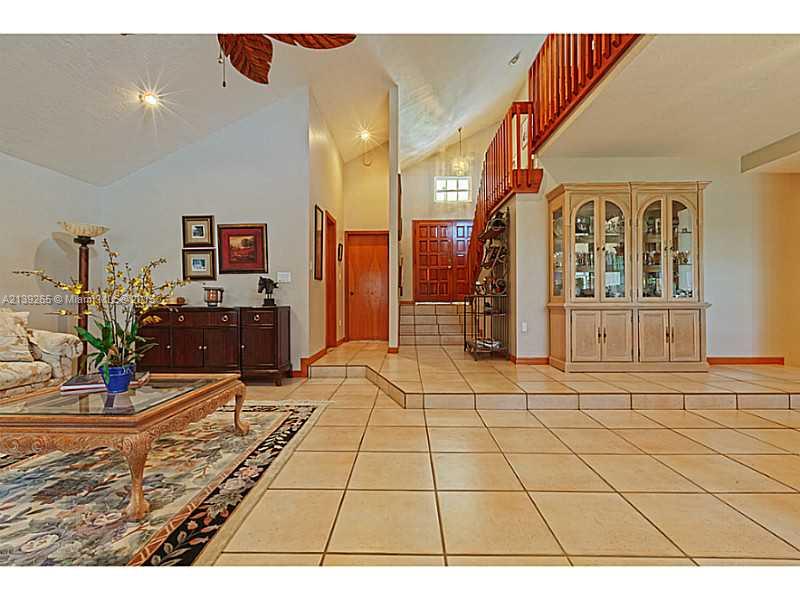 1710 Egret Road Homestead, FL 33035 - Photo 11 of 22 Exterior Front