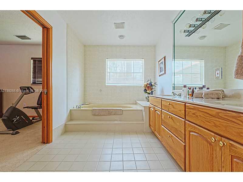 1710 Egret Road Homestead, FL 33035 - Photo 16 of 22 Exterior Front