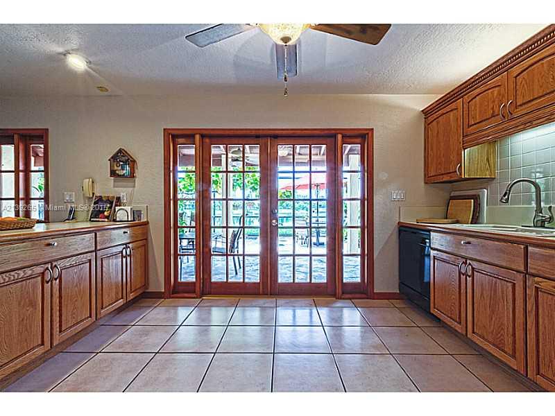 1710 Egret Road Homestead, FL 33035 - Photo 22 of 22 Exterior Front