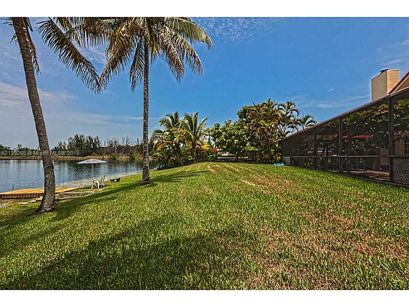 1710 Egret Road Homestead, FL 33035 - Photo 7 of 22 Exterior Front