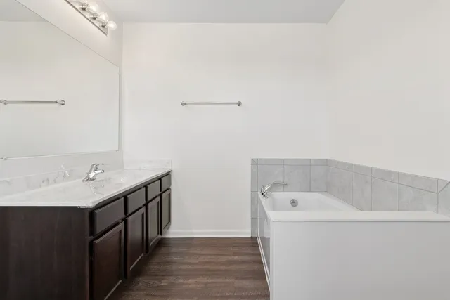 $450,000 | 998 Garnet Lane, Montgomery, IL 60538