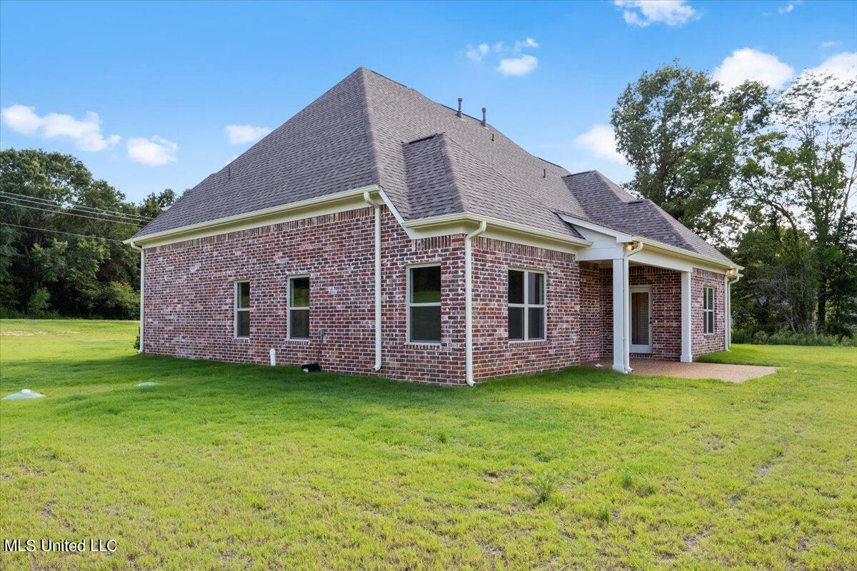 2092 Slocum Road Hernando, MS 38632 - Photo 34 of 41 Rear View