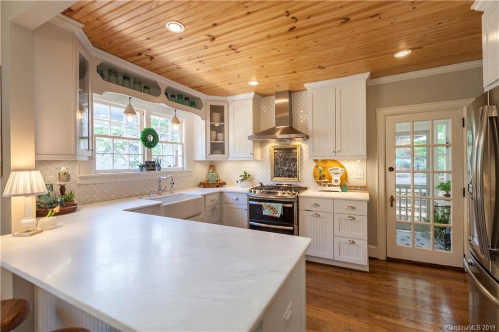 1806 Club Road Charlotte, NC 28205 - Photo 5 of 34 Gallery Image 5