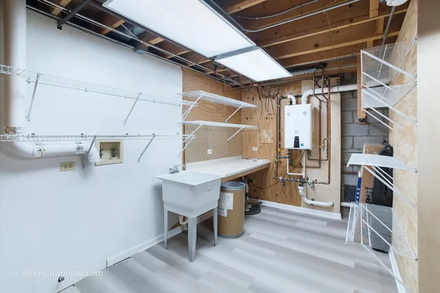 $639,900 | 6142 Ivy Drive, Lisle, IL 60532