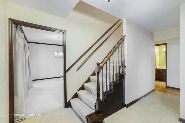 $639,900 | 6142 Ivy Drive, Lisle, IL 60532