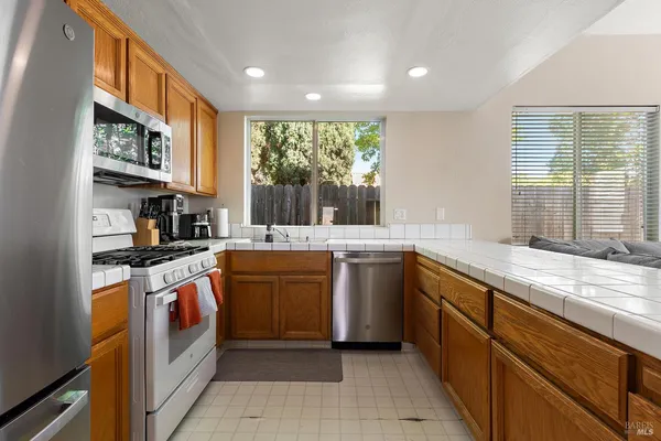 $650,000 | 237 Sungate Court, Vacaville, CA 95688