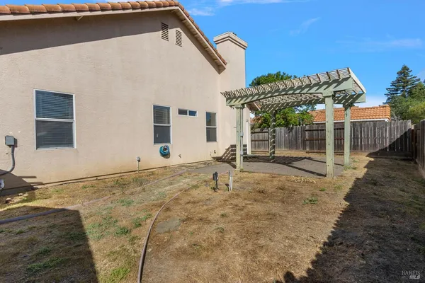 $650,000 | 237 Sungate Court, Vacaville, CA 95688