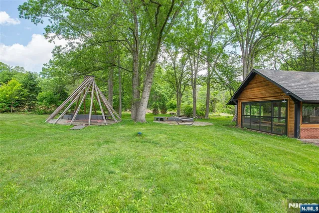 $2,900,000 | 62 Mt Pleasant Road, Columbia, NJ 07832