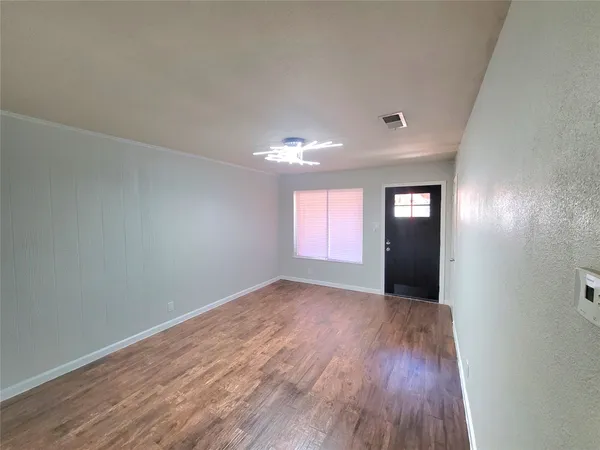 $1,750 | 1410 Valleyridge Drive, Unit A, Austin, TX 78704