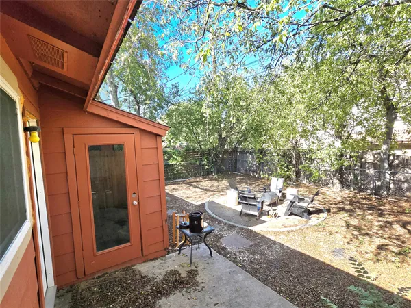 $1,750 | 1410 Valleyridge Drive, Unit A, Austin, TX 78704