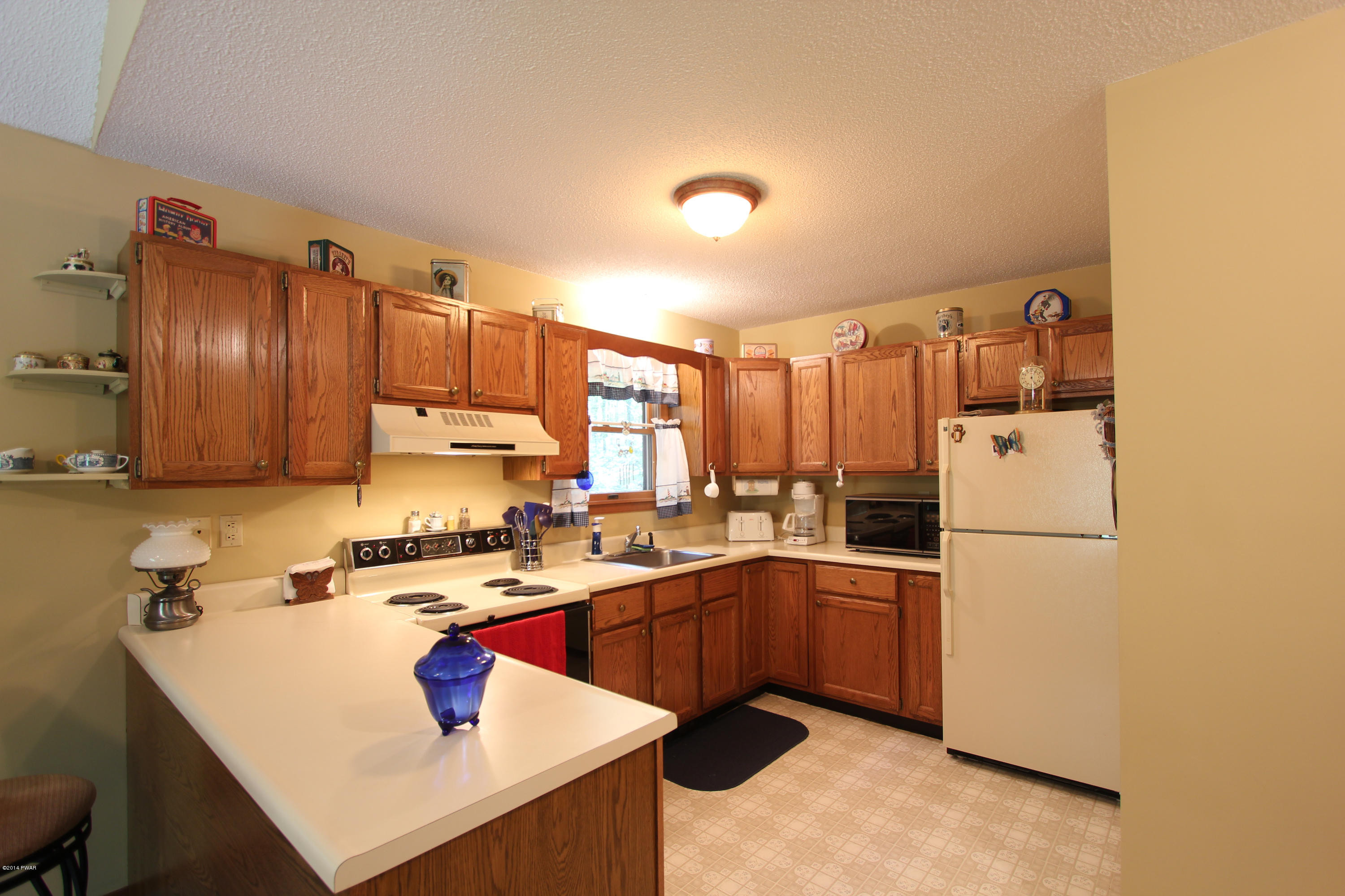 283 West Lakeview Road Lackawaxen, PA 18435 - Photo 10 of 22