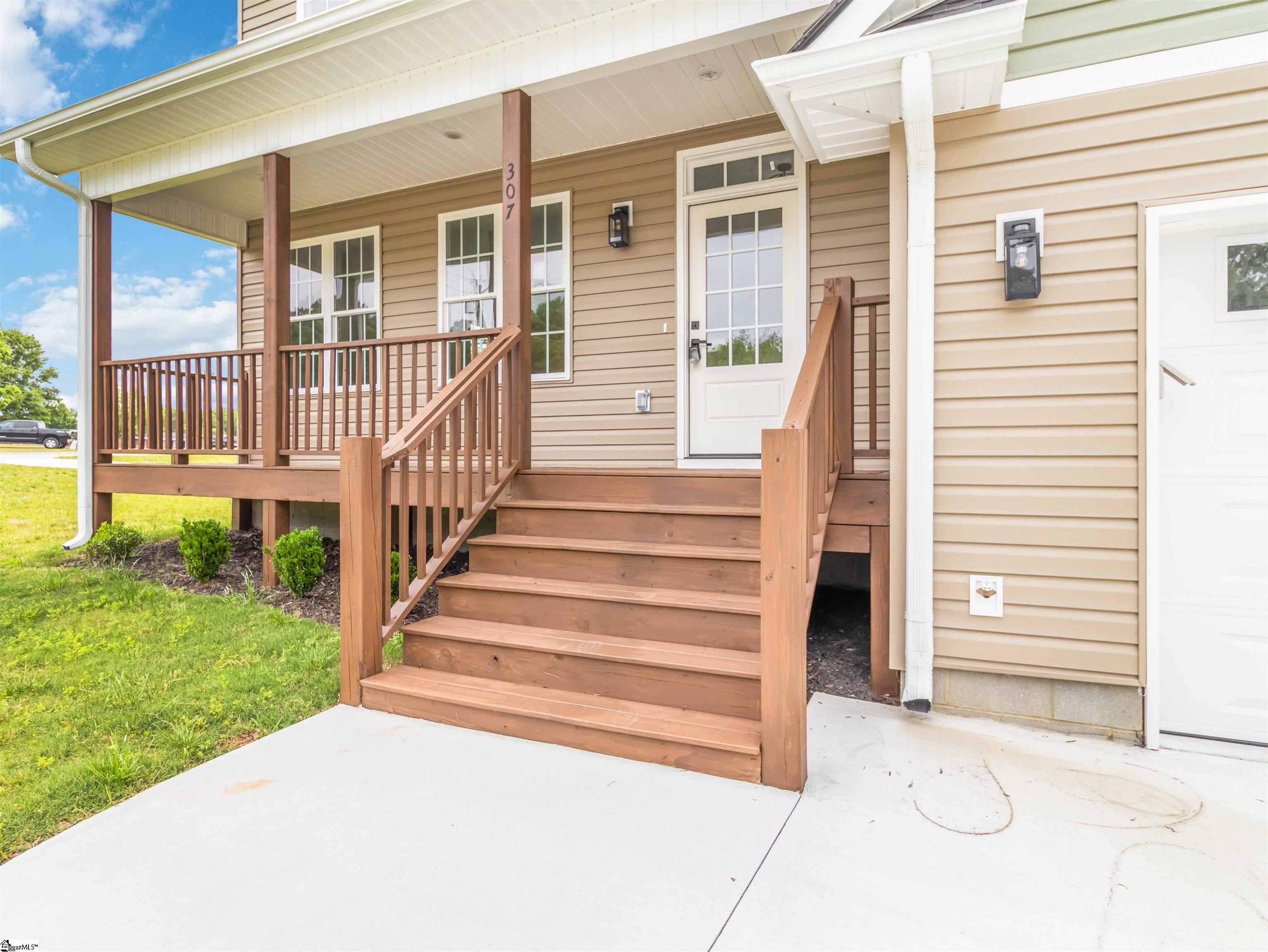 307 Tribble Street Honea Path, SC 29654 - Photo 3 of 36