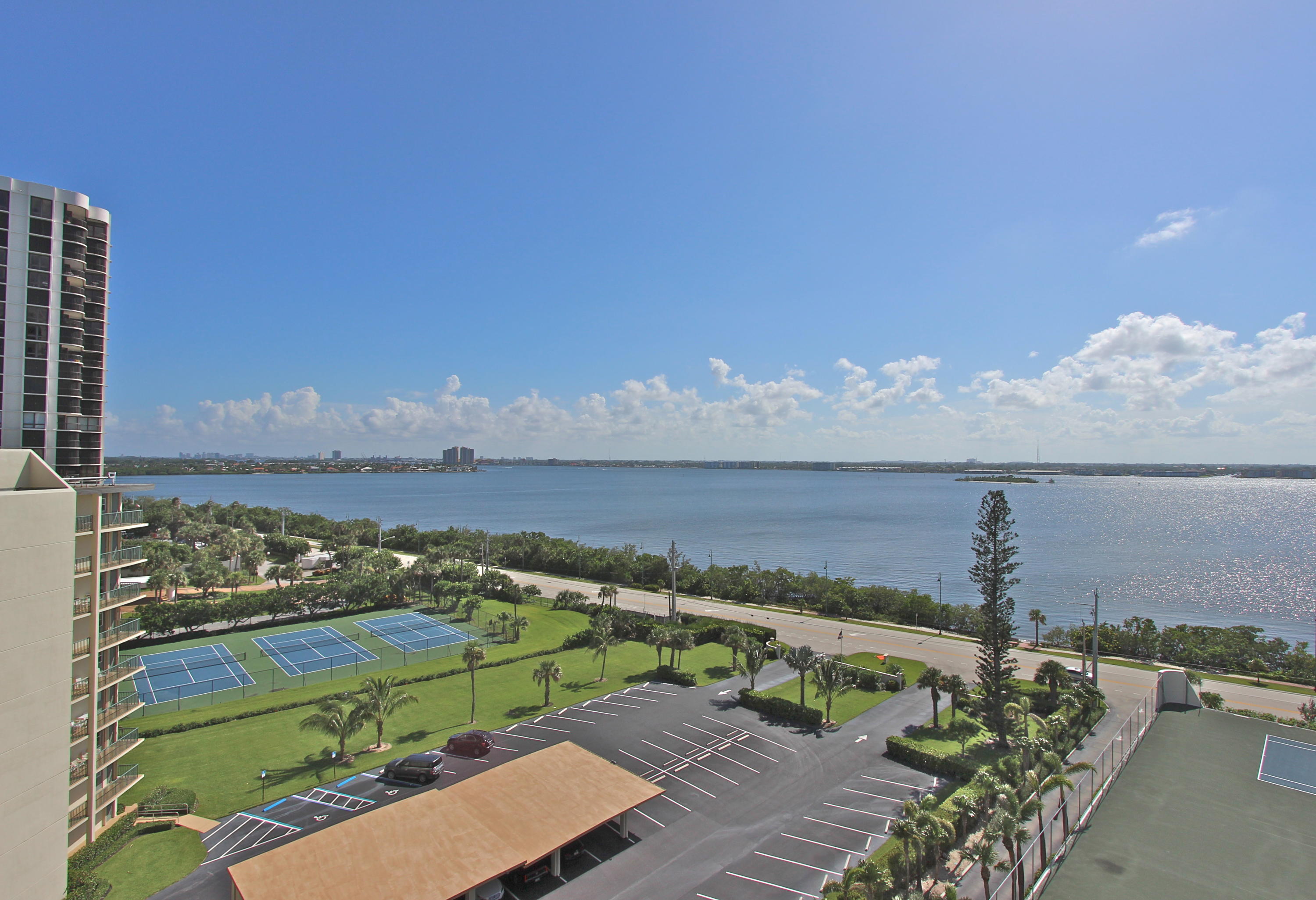 5420 North Ocean Avenue, Unit 1006 Singer Island, FL 33404 - Photo 15 of 44 Front Balcony View West