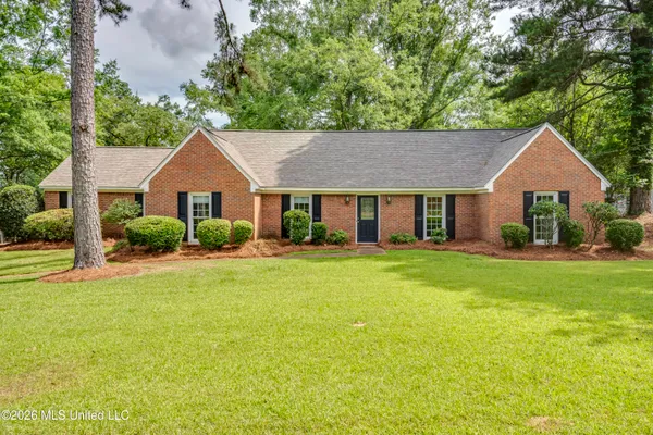 $289,000 | 11 Village Drive, Madison, MS 39110