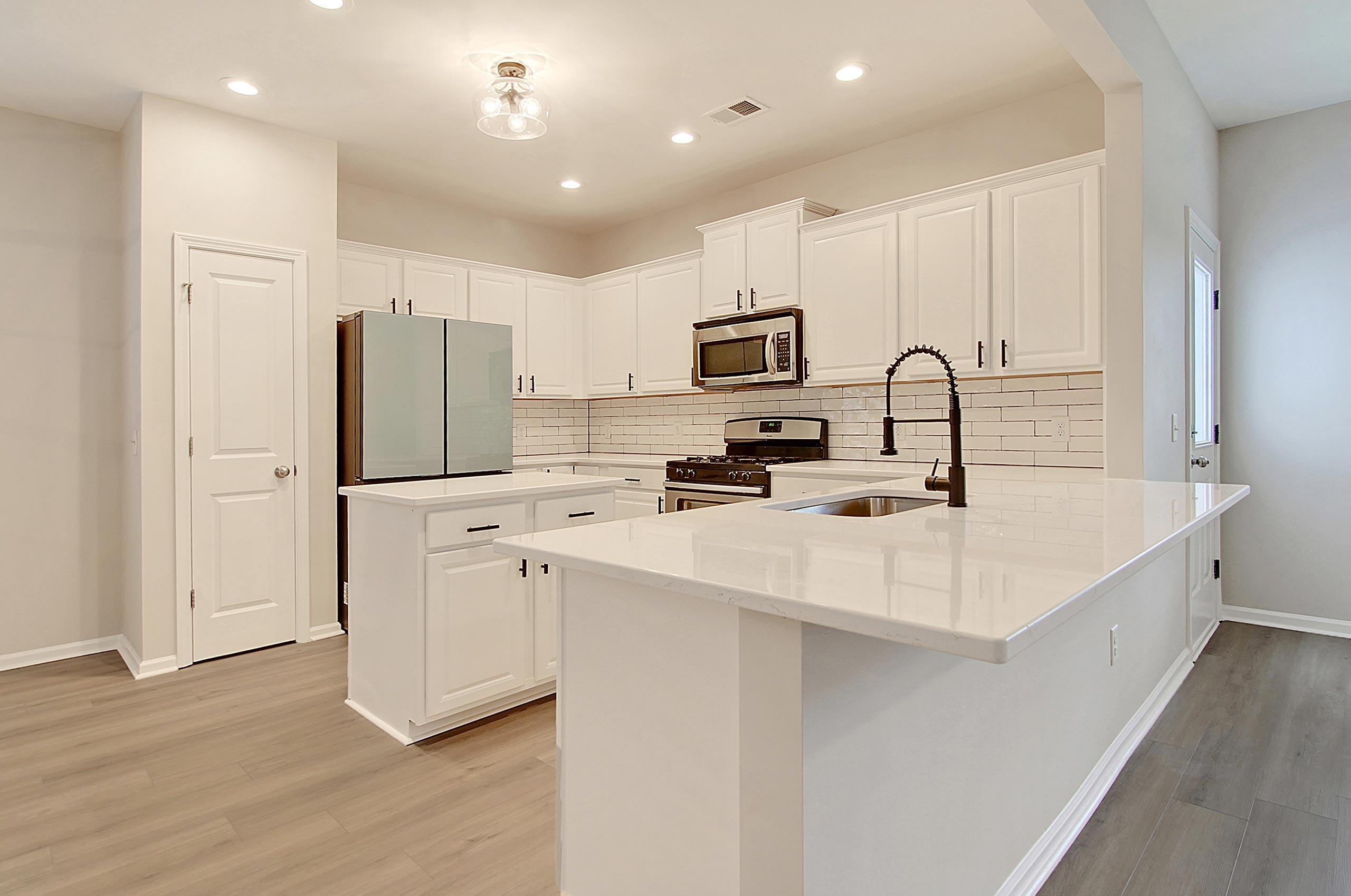 348 Iveson Road Summerville, SC 29486 - Photo 1 of 38 CREM_348 Iveson Road_021