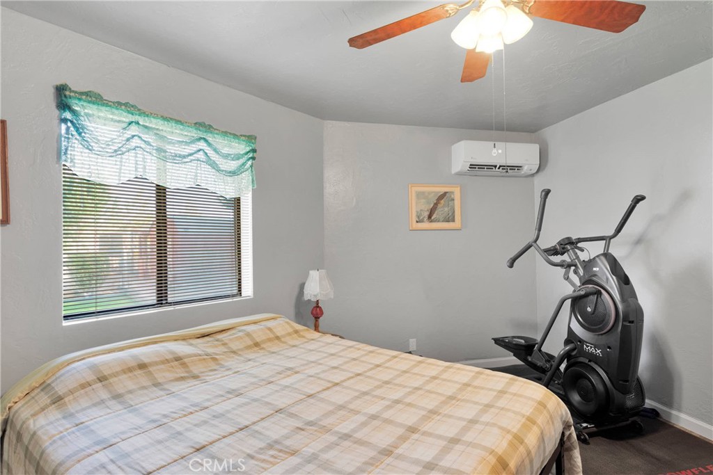 13633 Summit Valley Road Hesperia, CA 92345 - Photo 14 of 60