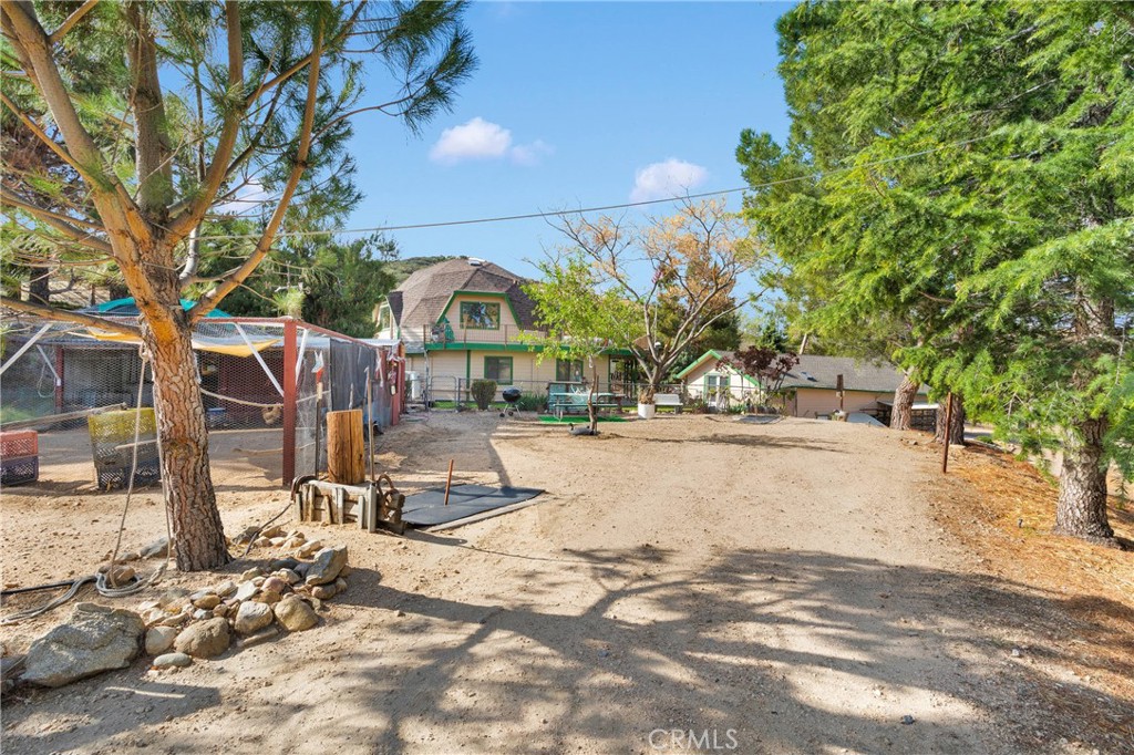 13633 Summit Valley Road Hesperia, CA 92345 - Photo 40 of 60