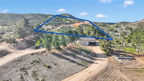 $850,000 | 13633 Summit Valley Road, Hesperia, CA 92345