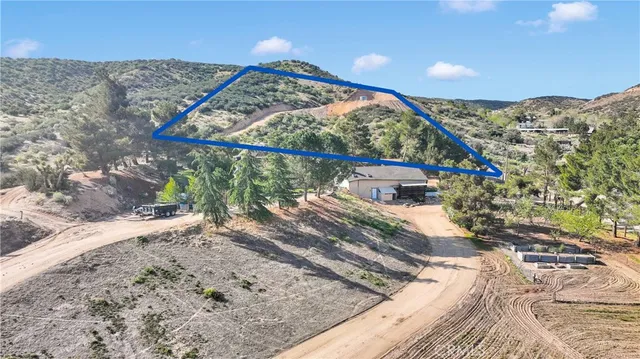 $850,000 | 13633 Summit Valley Road, Hesperia, CA 92345