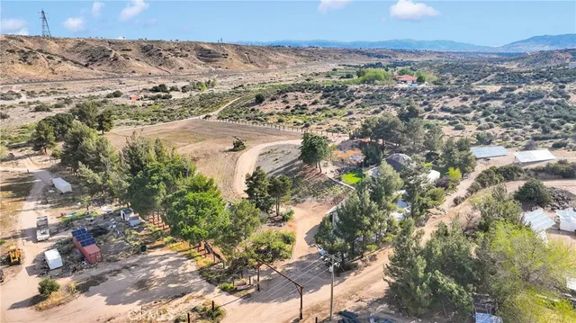 $850,000 | 13633 Summit Valley Road, Hesperia, CA 92345