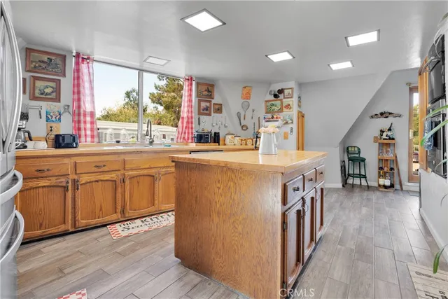 $850,000 | 13633 Summit Valley Road, Hesperia, CA 92345