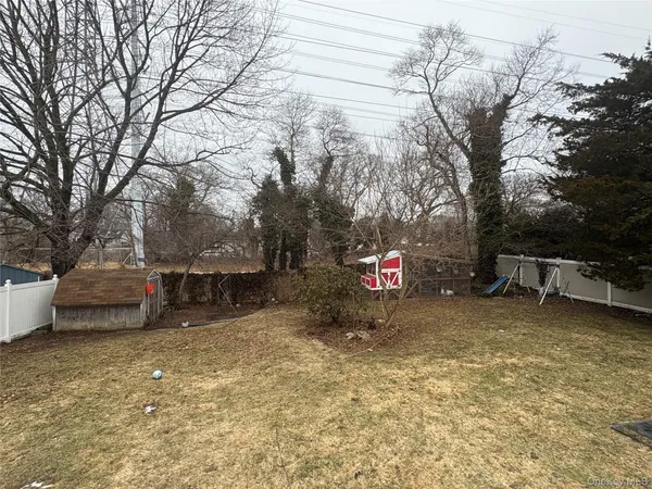 $4,000 | 4429 Express Drive North, Ronkonkoma, NY 11779