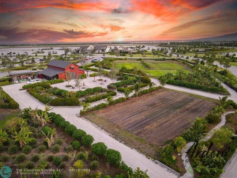 793 Hookline Circle Loxahatchee, FL 33470 - Photo 76 of 80 Community Farm
