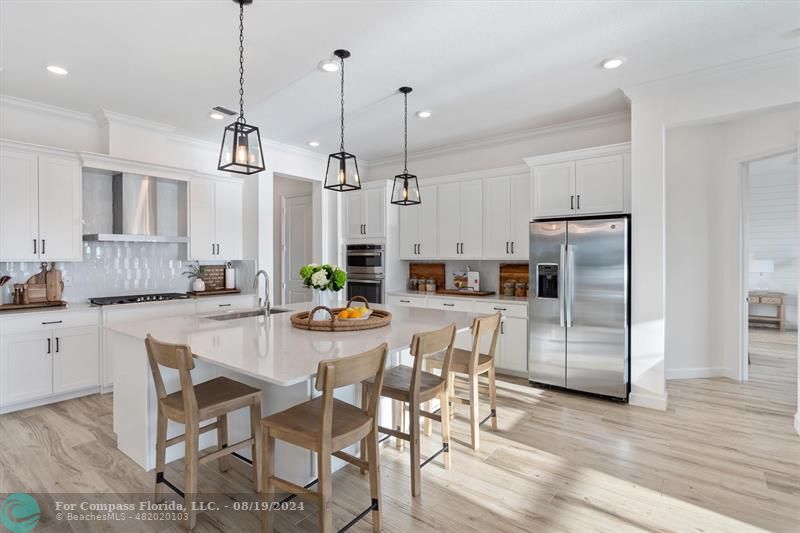 793 Hookline Circle Loxahatchee, FL 33470 - Photo 10 of 80