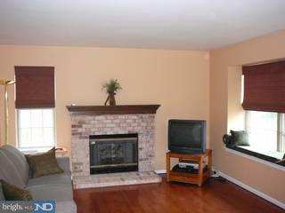 214 Rushes Drive Bear, DE 19701 - Photo 4 of 6 Gallery Image 4