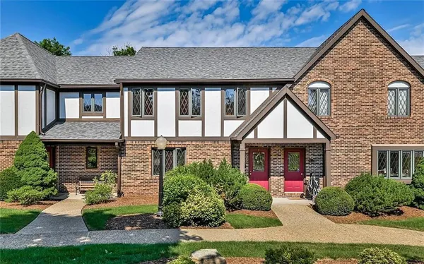 $2,300 | 1589 Stone Mansion Drive, Sewickley, PA 15143