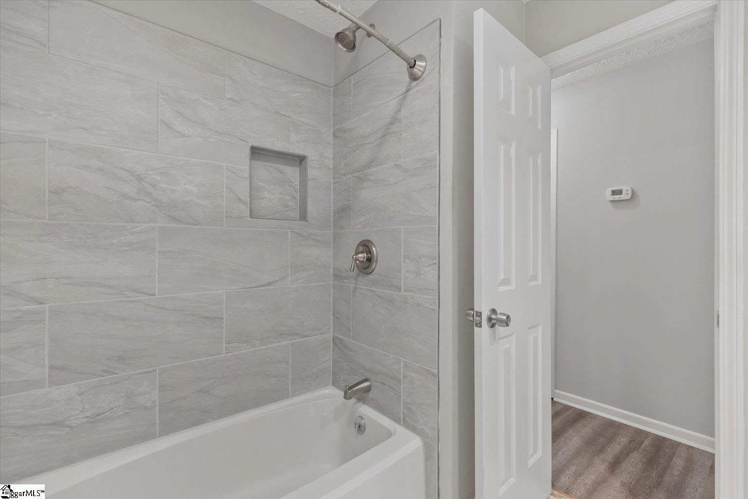 100 Patrol Club Road Greenville, SC 29609 - Photo 13 of 31