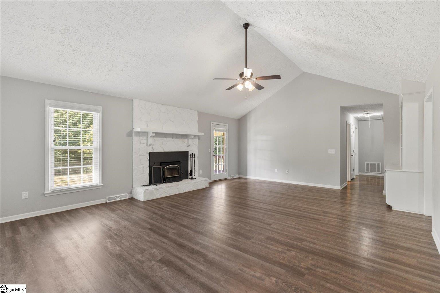 100 Patrol Club Road Greenville, SC 29609 - Photo 2 of 31