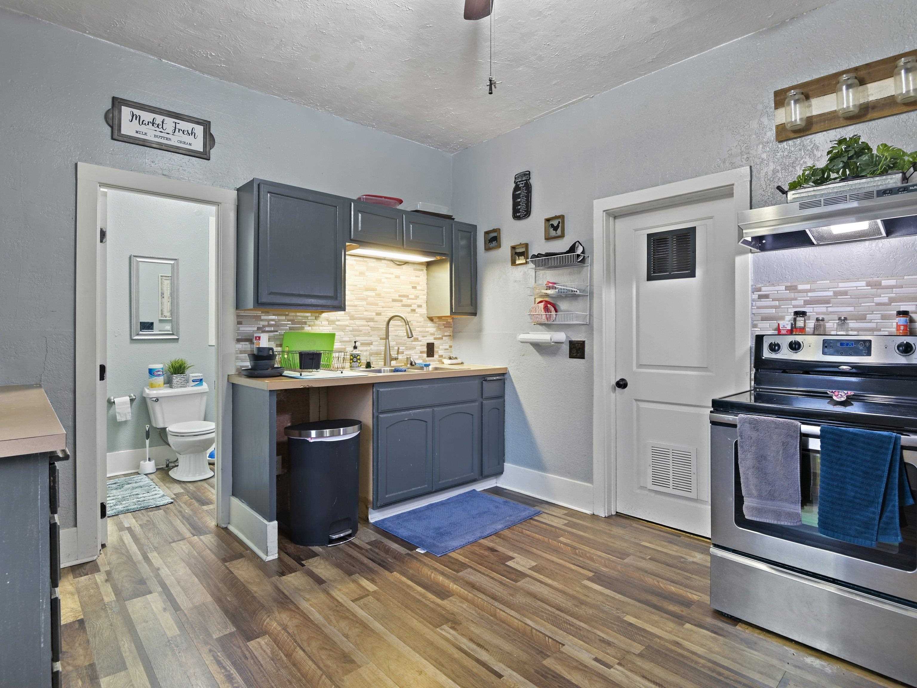 1114 North Elm Street Spokane, WA 99201 - Photo 9 of 28