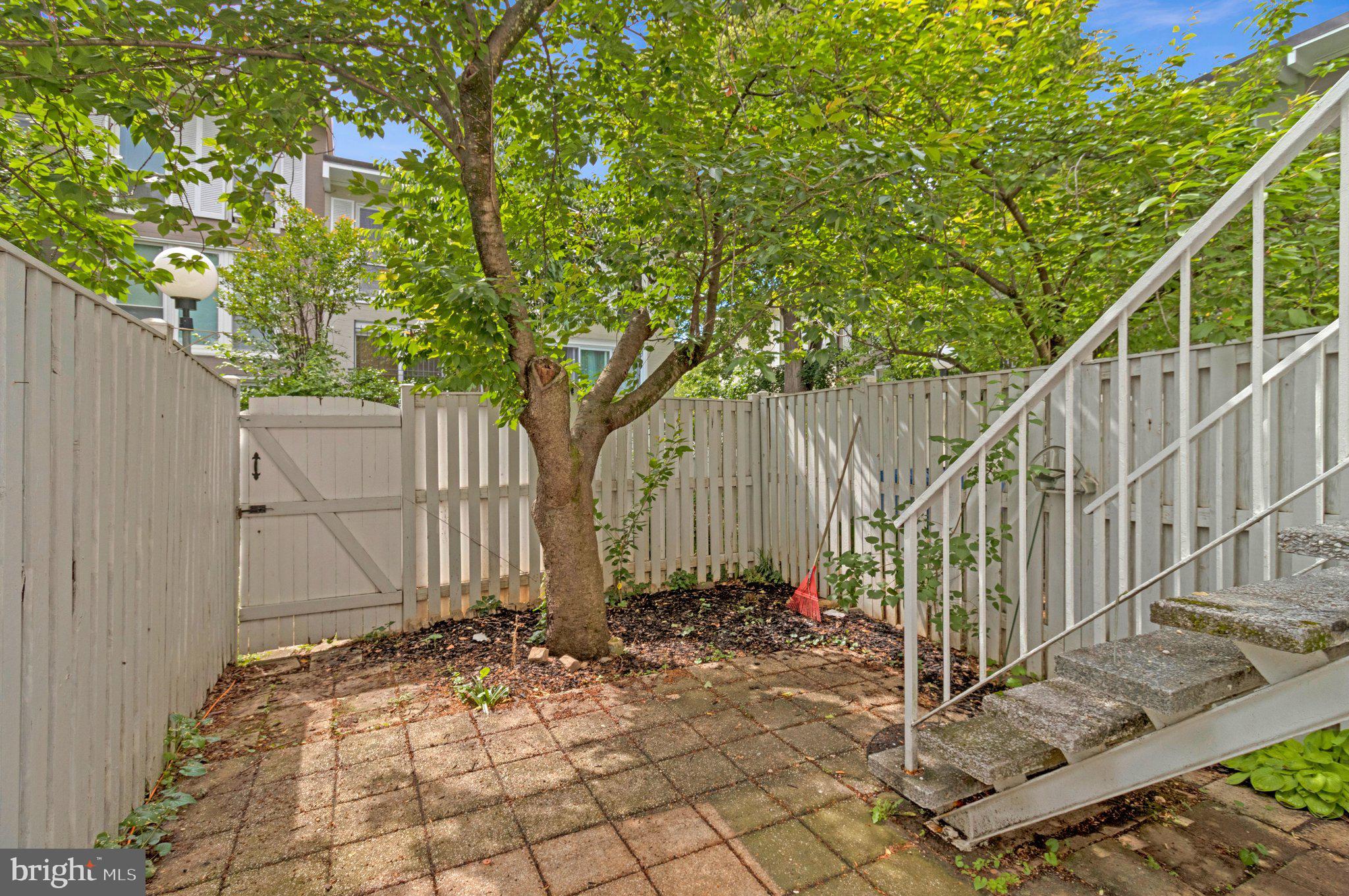 206 G Street Southwest Washington, DC 20024 - Photo 14 of 43