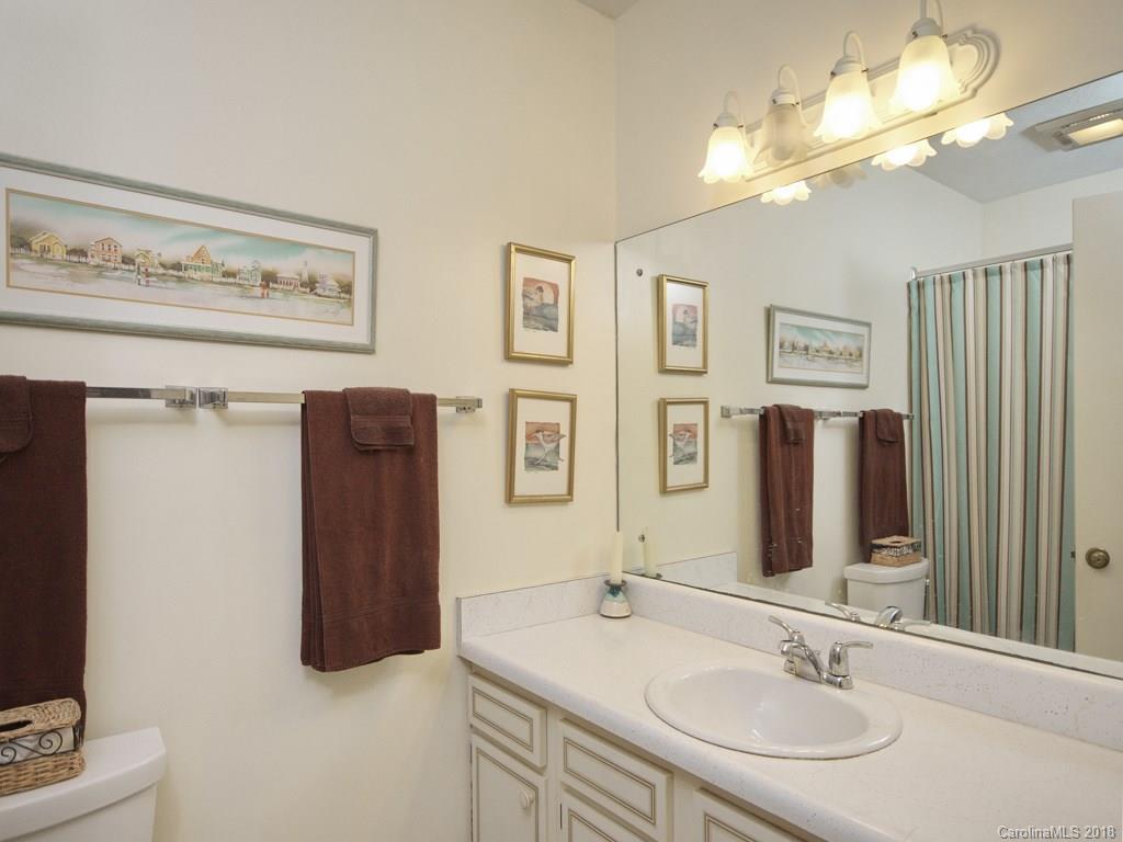 214 Balsam Road Hendersonville, NC 28792 - Photo 8 of 18 Gallery Image 8