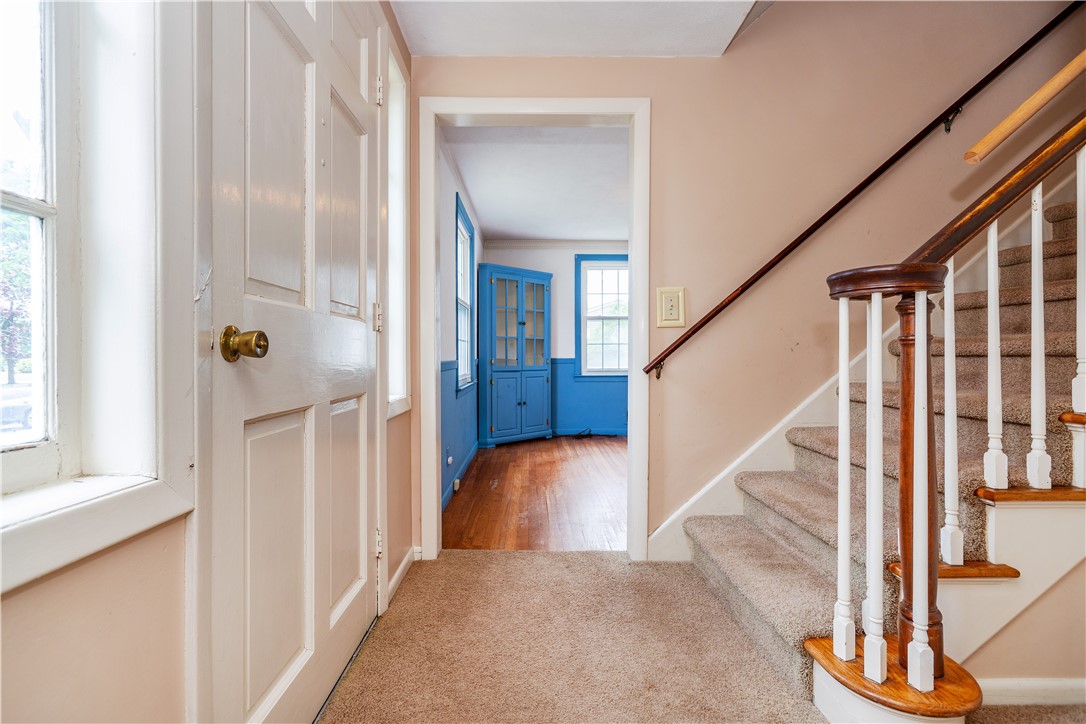 69 Douglas Road Warwick, RI 02886 - Photo 7 of 50