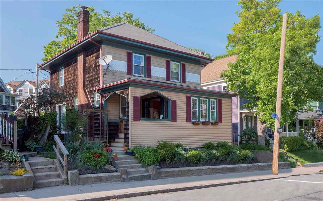 8 Bliss Road Newport, RI 02840 - Photo 1 of 44