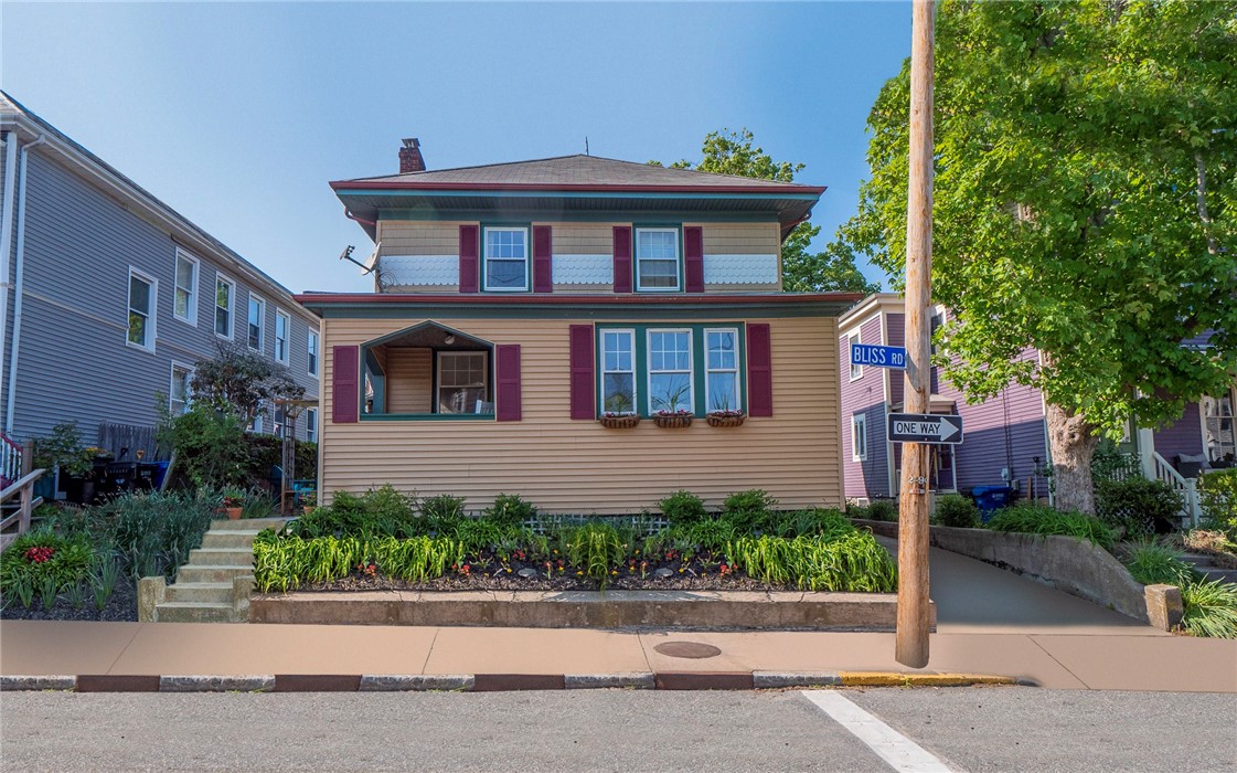 8 Bliss Road Newport, RI 02840 - Photo 2 of 44