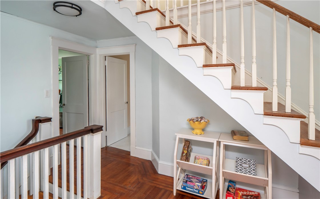 8 Bliss Road Newport, RI 02840 - Photo 21 of 44