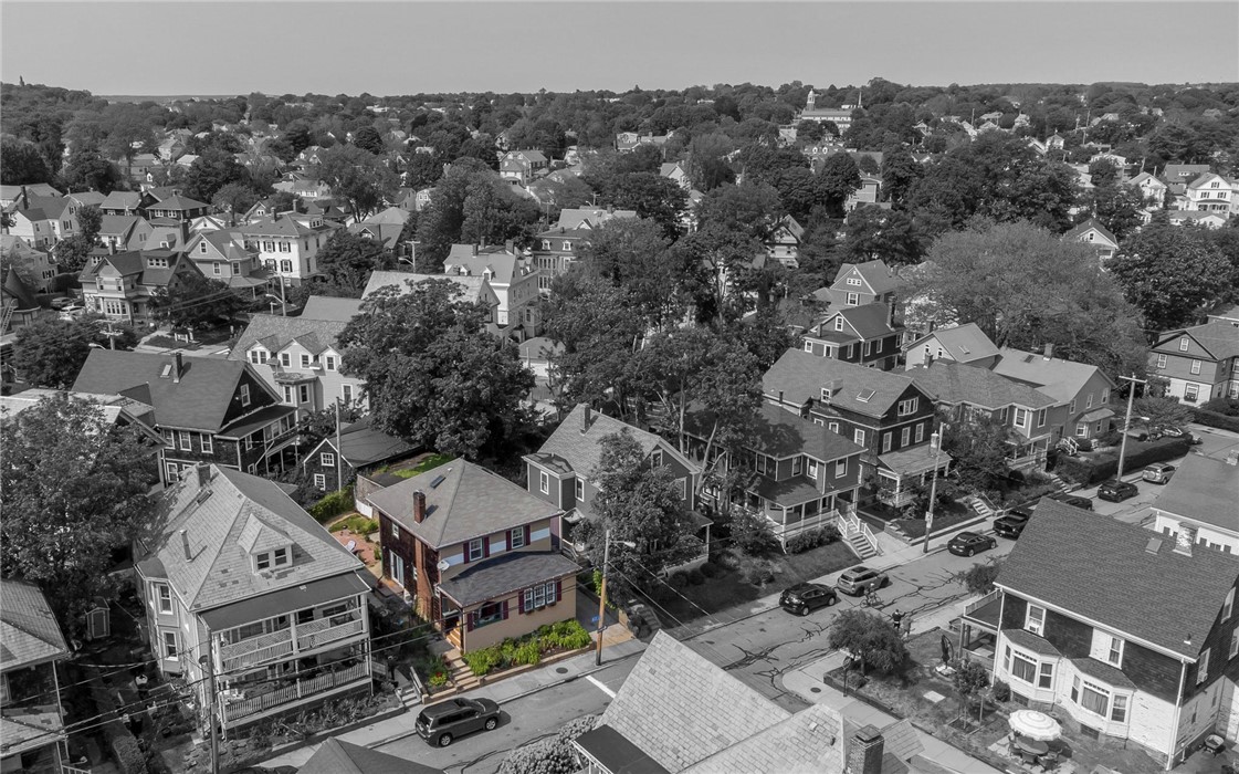 8 Bliss Road Newport, RI 02840 - Photo 38 of 44